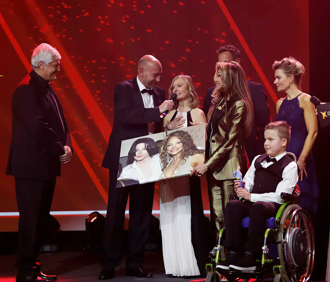 Dieter Wiesner supporting Kinderlachen e.V. charity