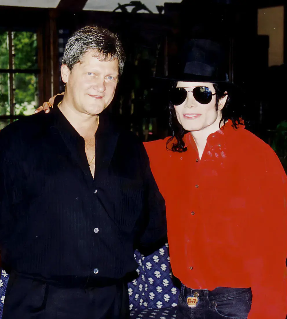 Michael Jackson in the late 1990s alongside Dieter Wiesner